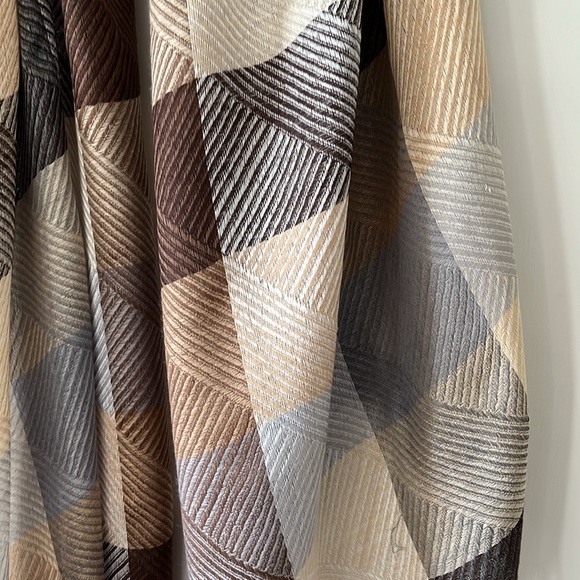 Women’s Beautiful Scarf/Wrap from Talbots - Picture 2 of 5